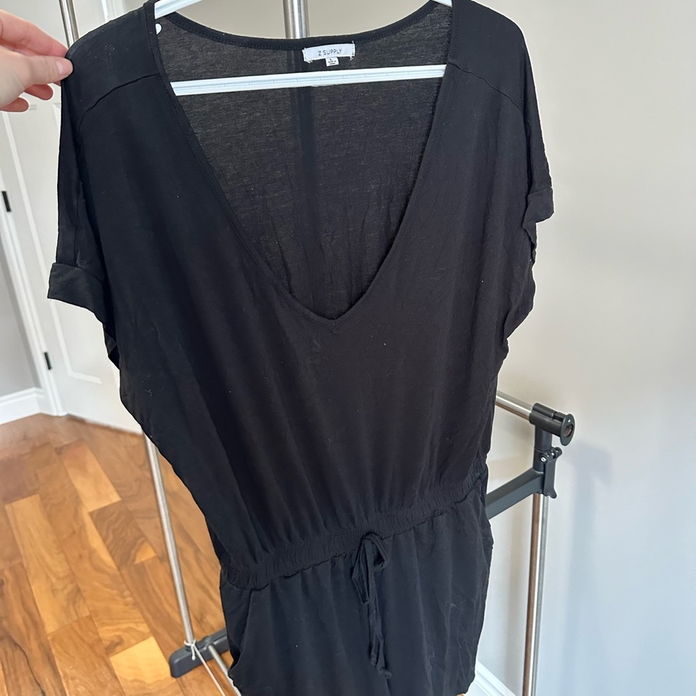 Z Supply Black Vee Neck Shorts Romper with Synchable Waist